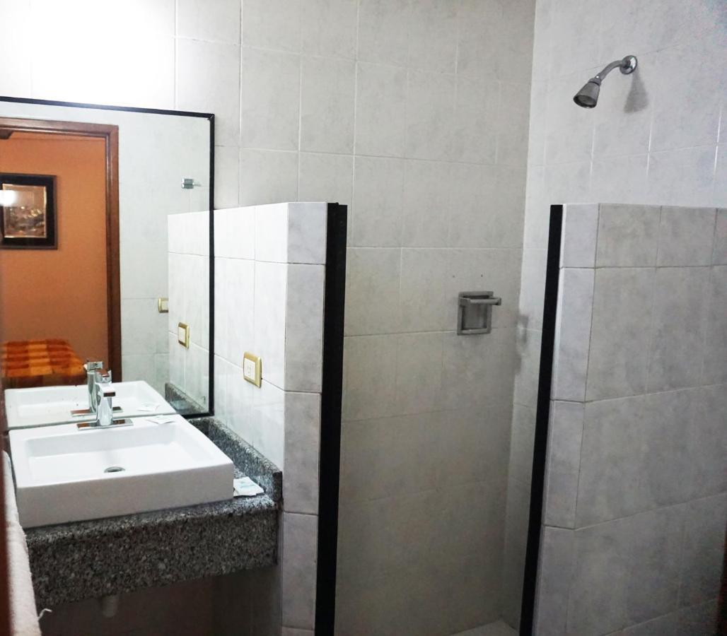 Hotel Plaza Crystal Халапа Экстерьер фото